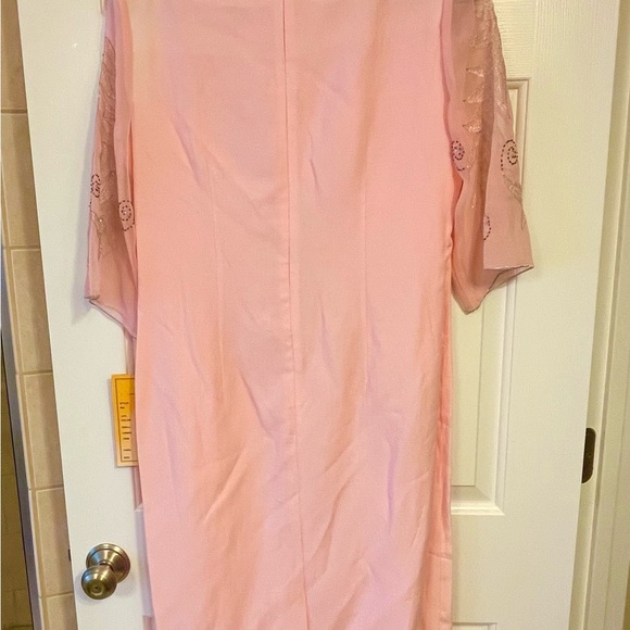Beautiful peach color dress was embroidered with beads size 10 - Picture 8 of 8